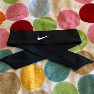 Nike Tie Athletic Heaband